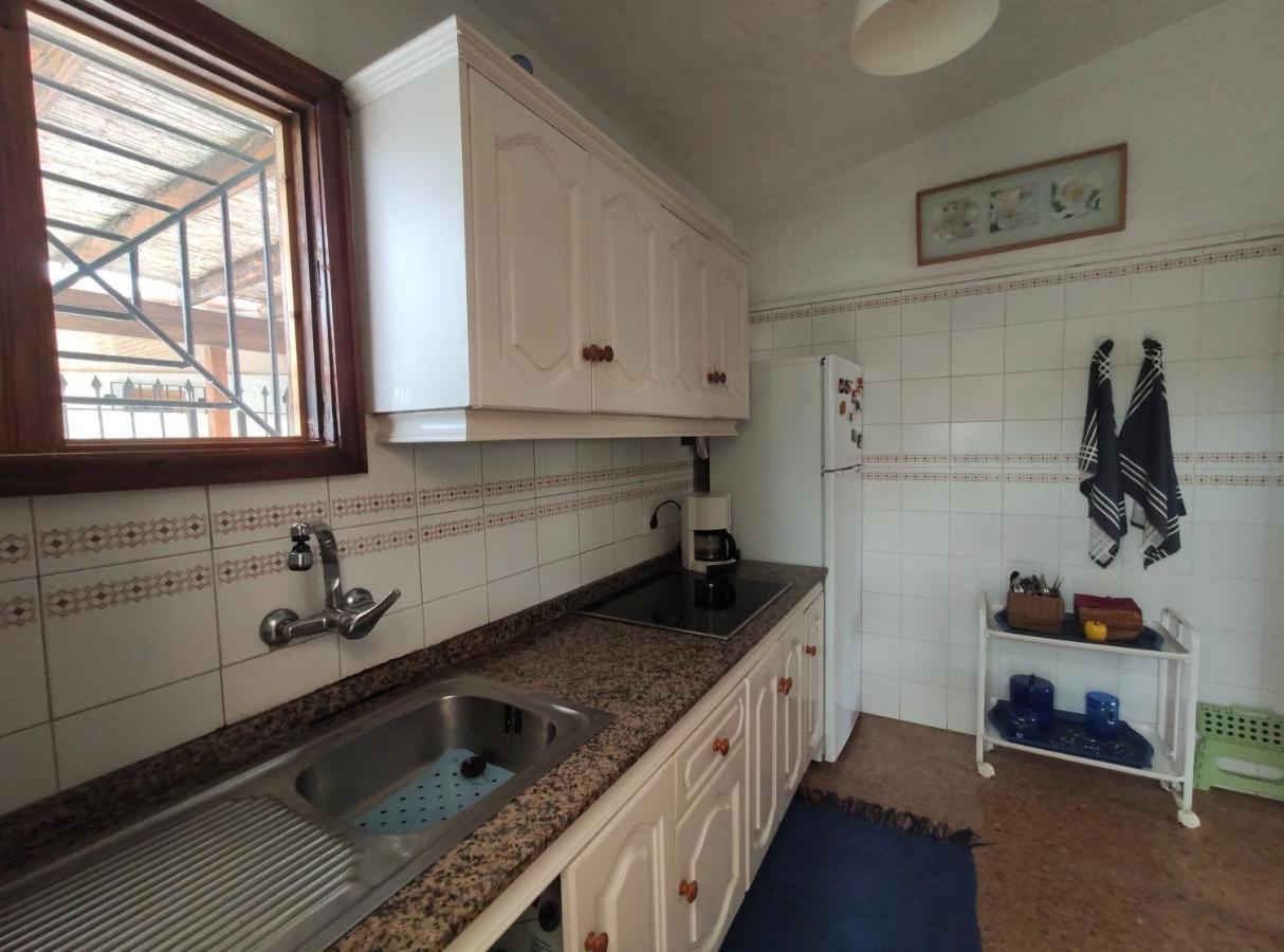 Lovely 2 Bedroom Bungalow With Parking Маспаломас Екстериор снимка