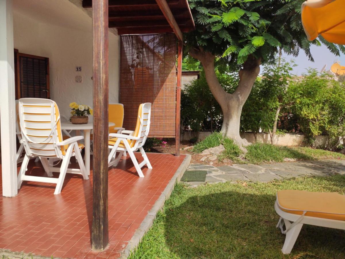 Lovely 2 Bedroom Bungalow With Parking Маспаломас Екстериор снимка