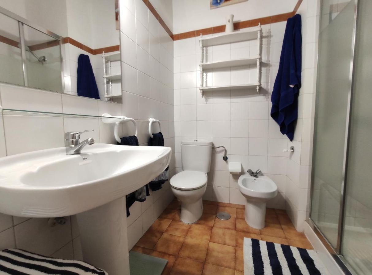 Lovely 2 Bedroom Bungalow With Parking Маспаломас Екстериор снимка